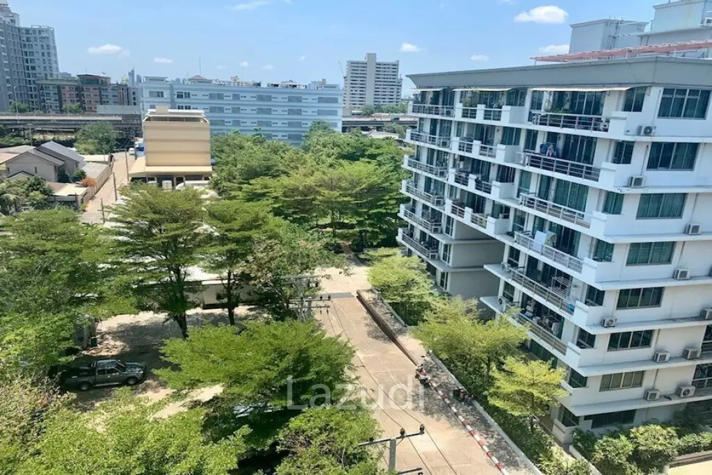 1 Bed 1 Bath 50 SQ.M The Waterford Sukhumvit 50