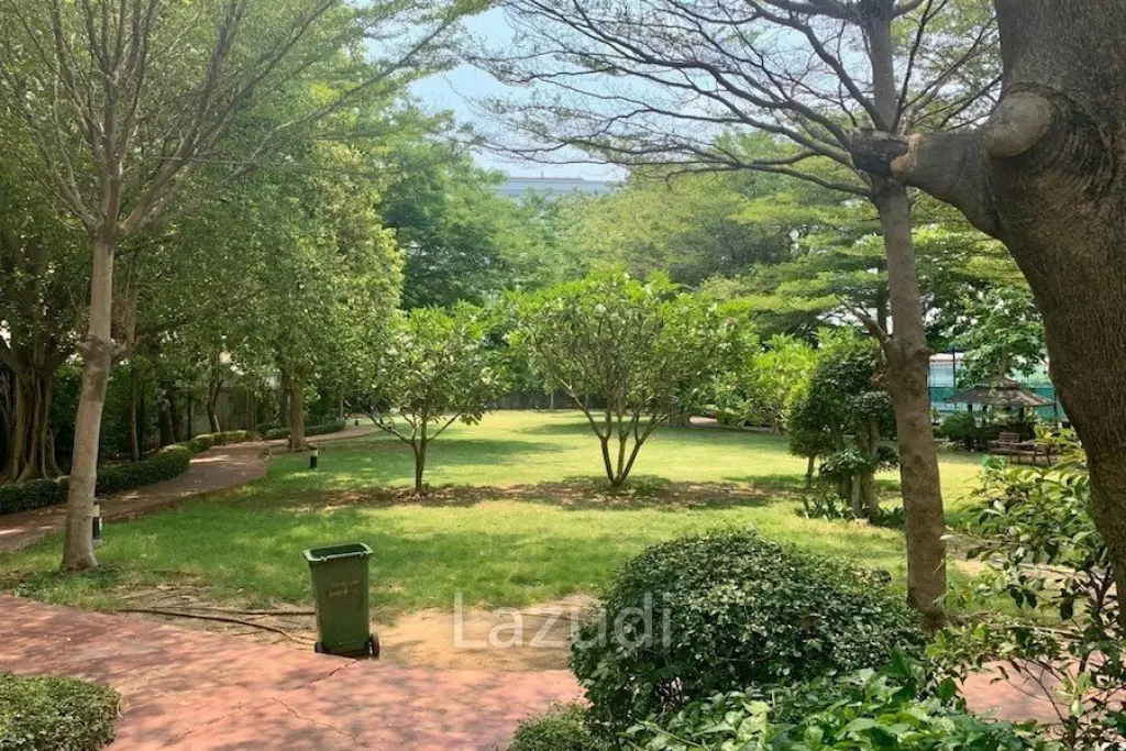 1 Bed 1 Bath 50 SQ.M The Waterford Sukhumvit 50