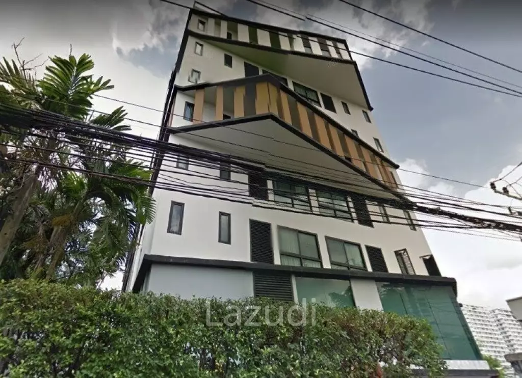 1 Bed 1 Bath 40.49 SQ.M Tidy Thonglor