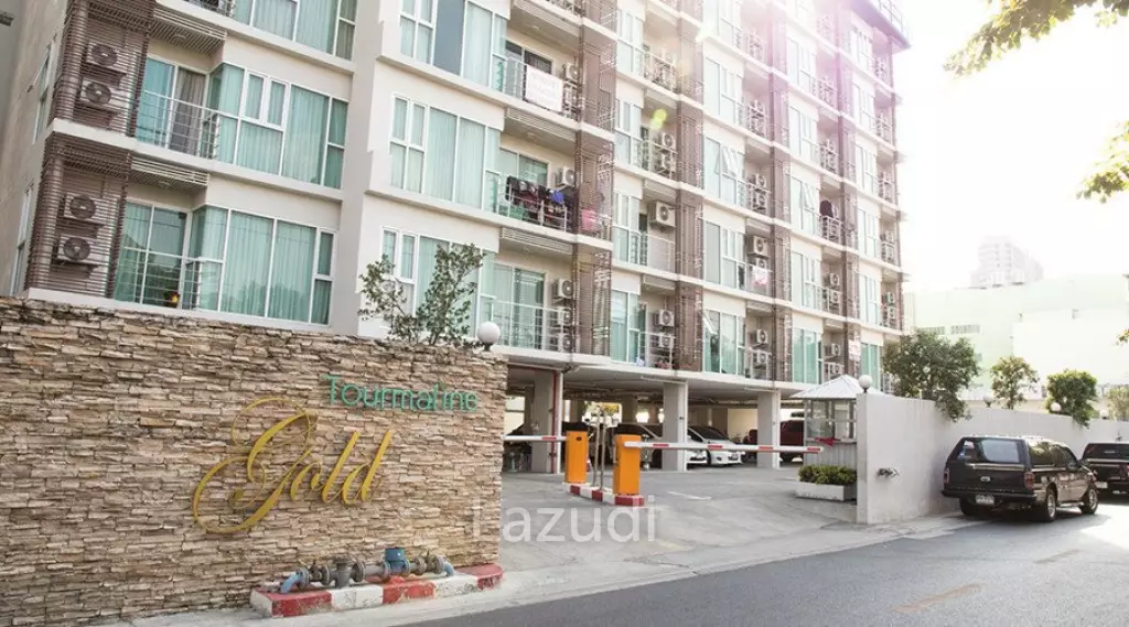 1 Bed 39 SQ.M Tourmaline Gold Sathorn-Taksin