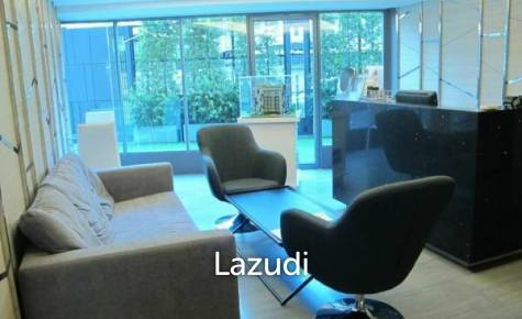 Trapezo Sukhumvit 16