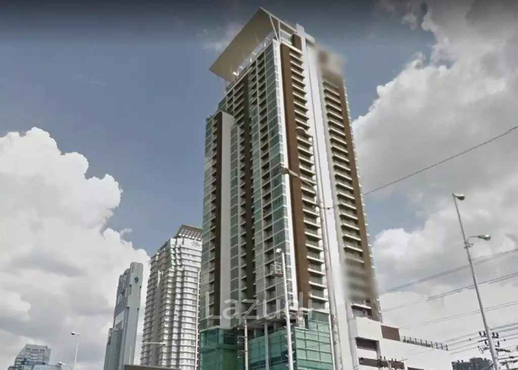 70 sqm high floor 1 bedroom condo at Urbana Sathorn Bangkok