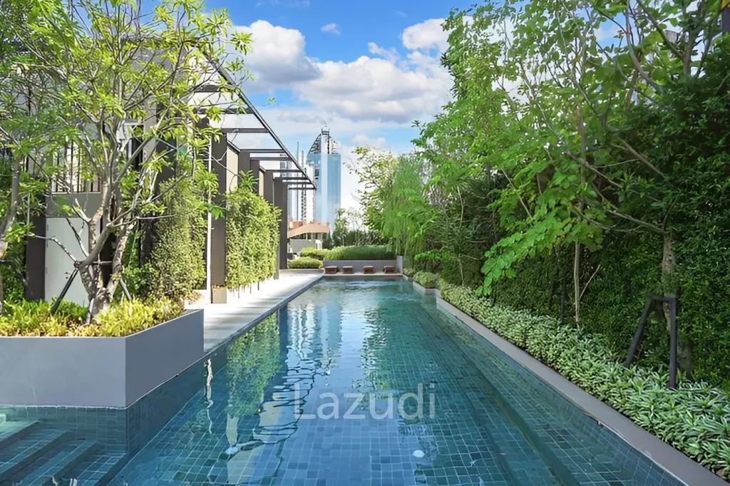 Studio 1 Bathroom 36 SQ.M. Urbitia Thong Lo
