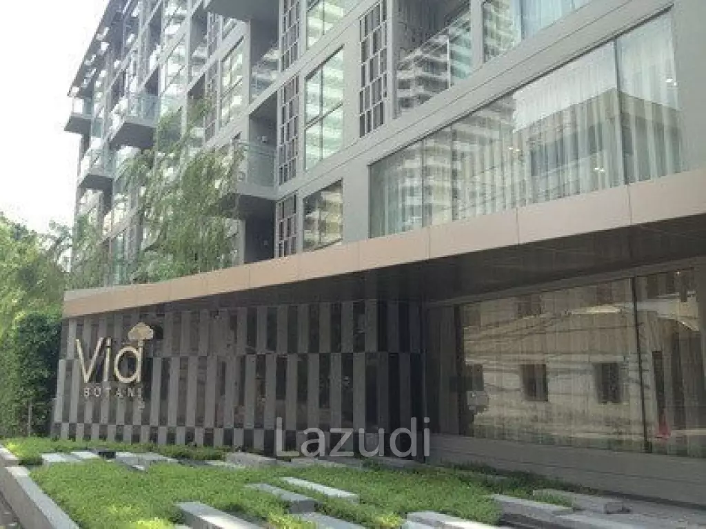 47 sqm 1 Bedroom Condo Via Botani Sukhumvit Khlong Tan Nuea
