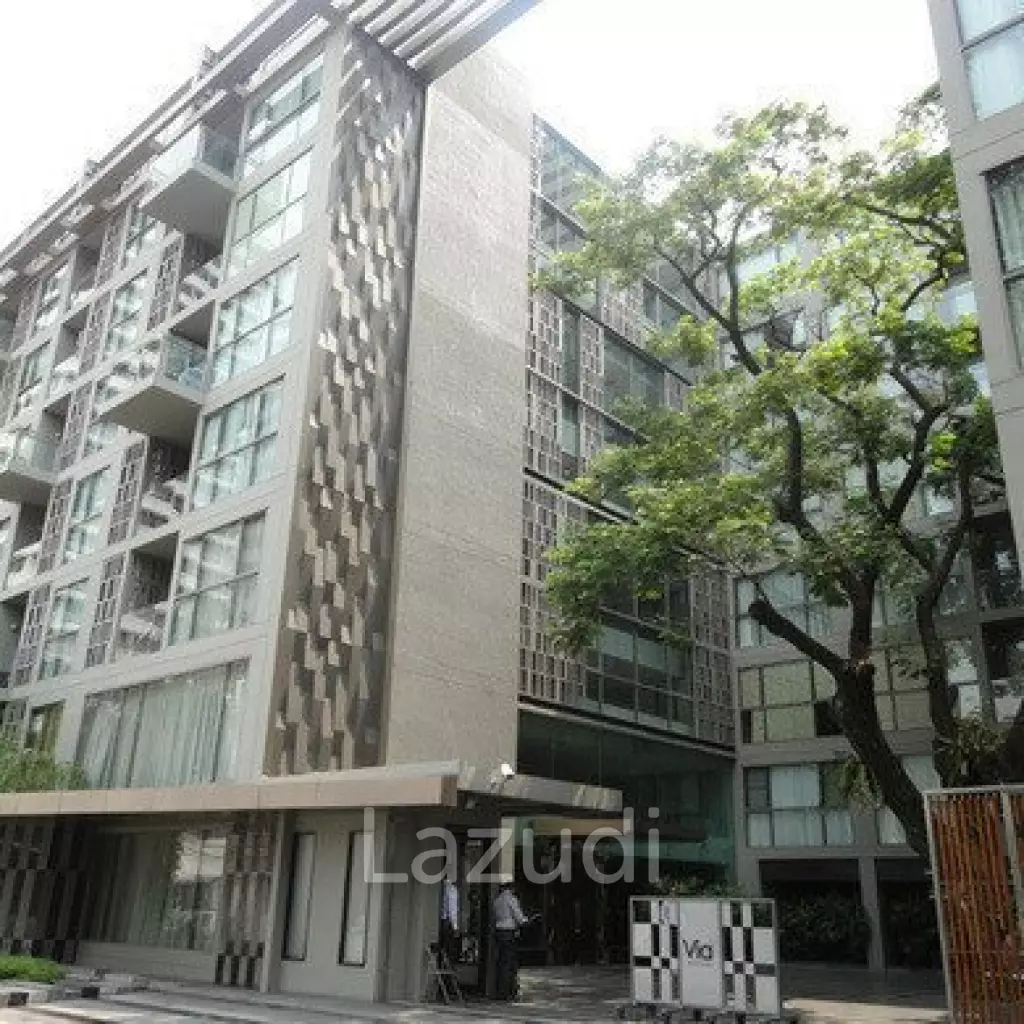 47 sqm 1 Bedroom Condo Via Botani Sukhumvit Khlong Tan Nuea