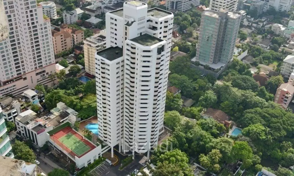2 Bed 2 Bath 132.91 SQ.M Baan Suanpetch