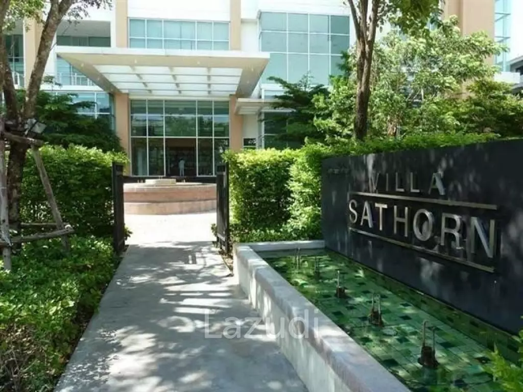Commercial Area 131.60 SQ.M Villa Sathorn