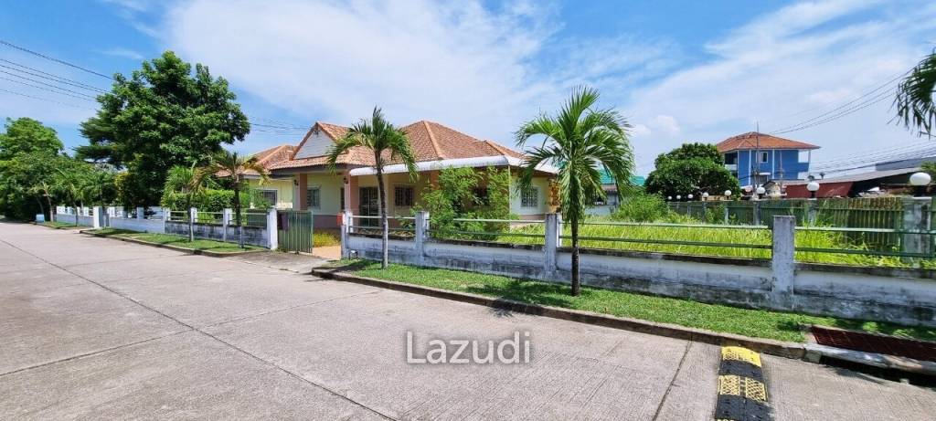 4 Beds 3 Baths 220 SQ.M. Tropical Village 1