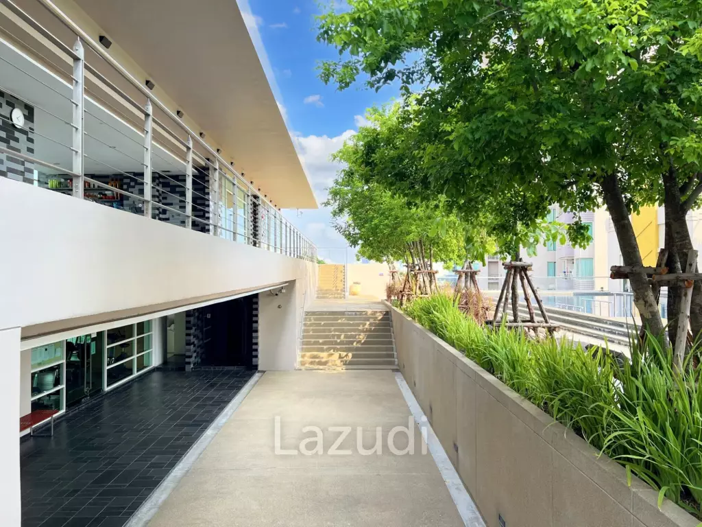 4 Bedroom 5 Bathroom 283.6 Sq.m Watermark Chaophraya