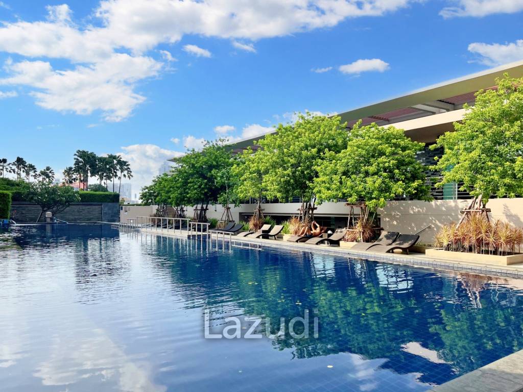 Watermark Chaophraya