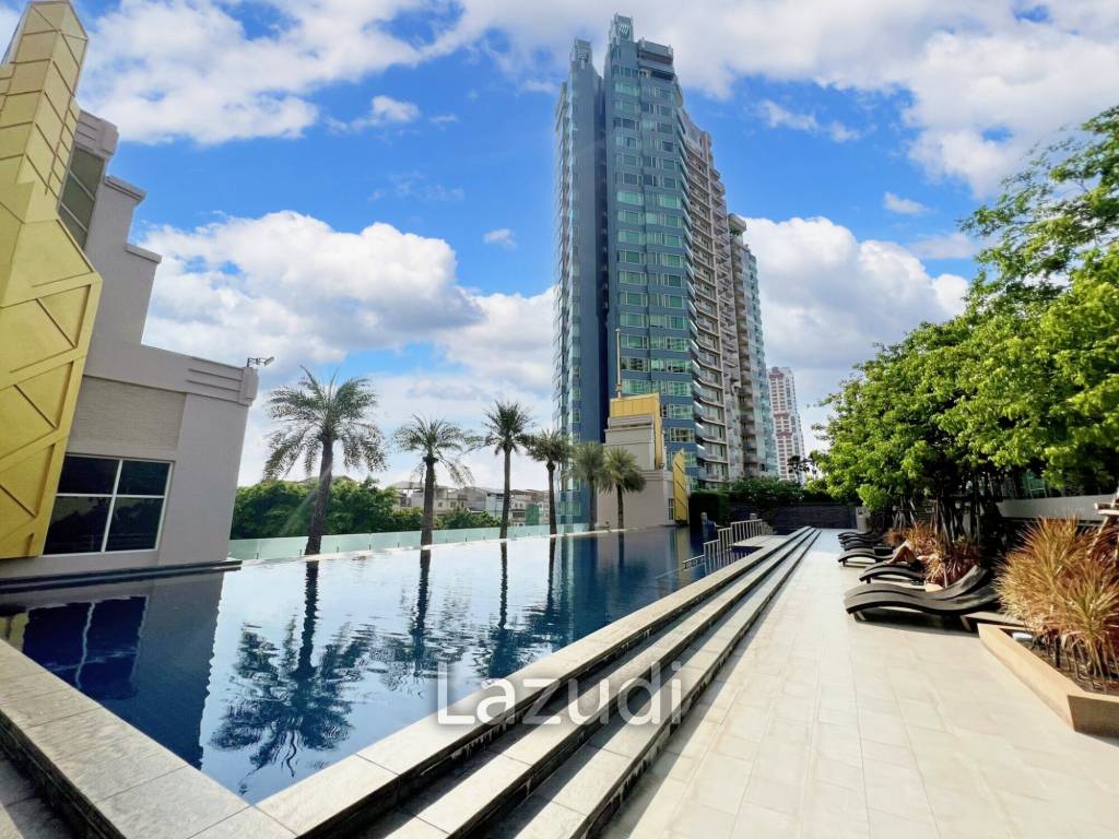 Watermark Chaophraya