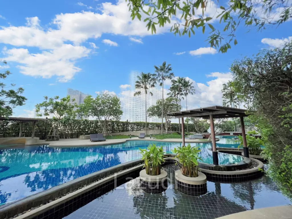 4 Bedroom 5 Bathroom 283.6 Sq.m Watermark Chaophraya
