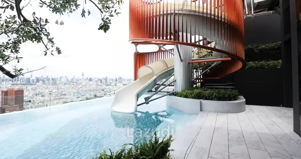 2 Bedroom 1 Bathroom 51 SQ.M XT Huaykwang