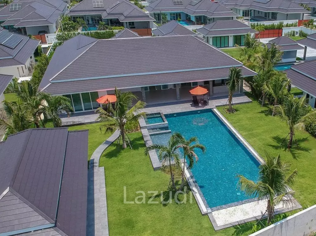 THE CLOUDS 1 : Luxury 7 bed pool villa
