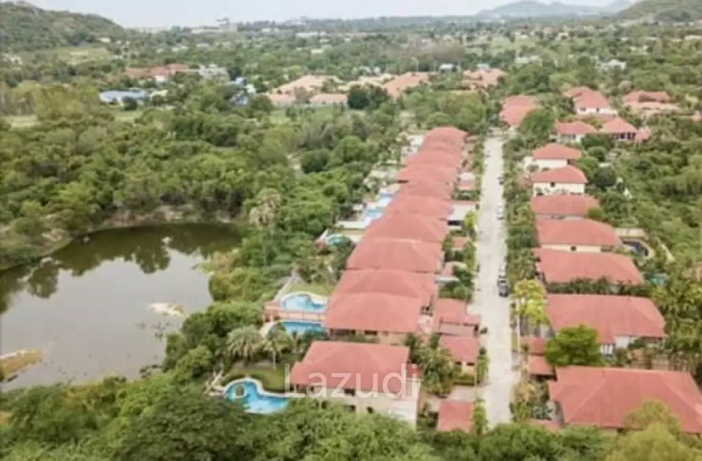 Good Quality + Design 5 Bed Pool Villa