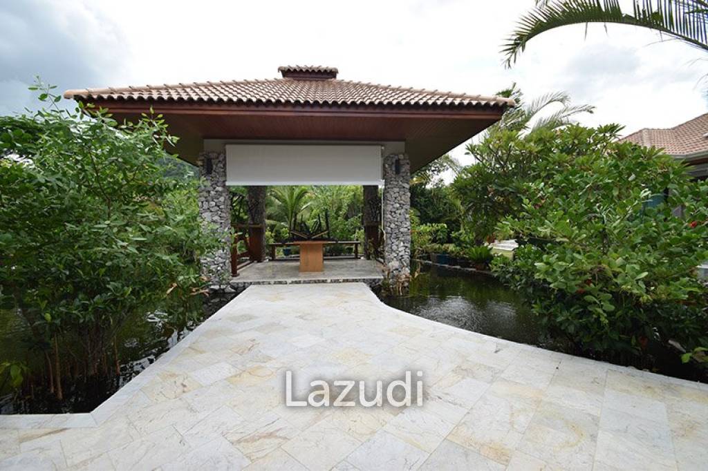 HANA VILLAGE 3 : 6 bed luxury pool villa
