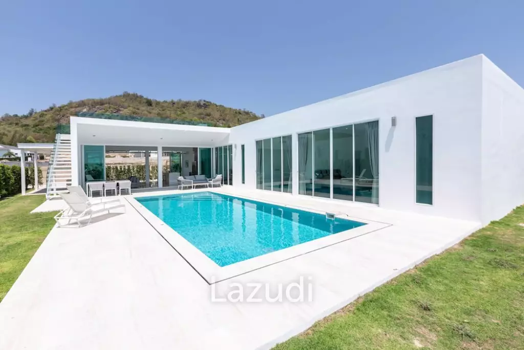 Luxury Large 3 Bedroom Pool Villa! (KH-C5)