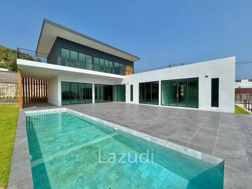 Luxury Large 3 Bedroom Pool Villa! (KH-C5)