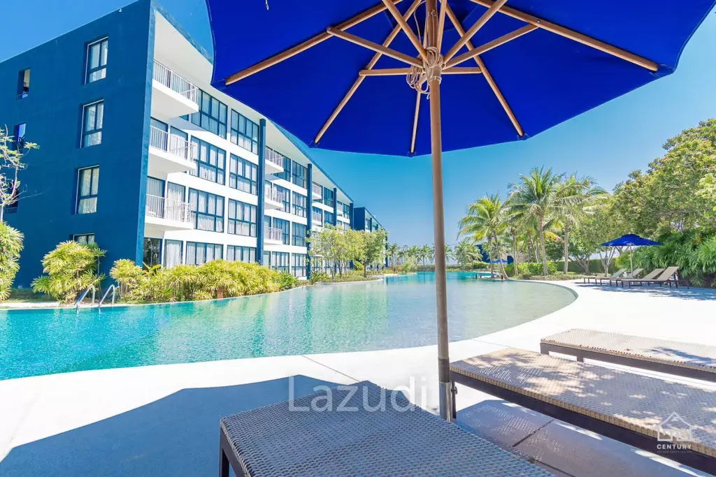 Urgent sale by owner: A spacious condominium in Cha-am, Petchburi