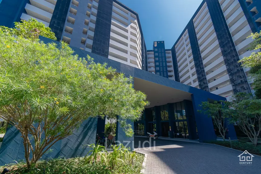 Urgent sale by owner: A spacious condominium in Cha-am, Petchburi