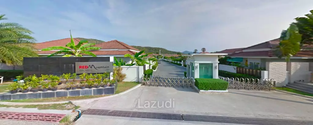 4 Bed 3 Bath 210 SQM, Red Mountain