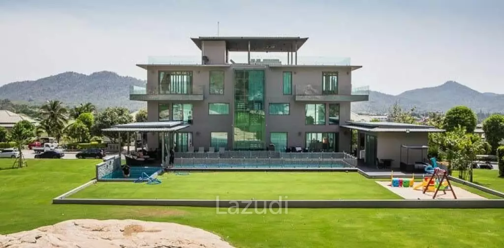 Luxury Mansion On Golf Course (BMG5)