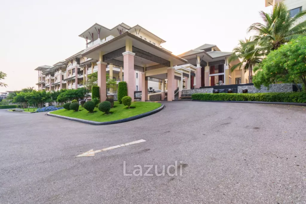 Luxury Mansion On Golf Course (BMG5)