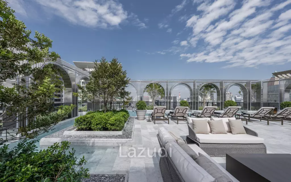 114 sqm high floor condo at The Reserve Sathorn, Thung Mahamek