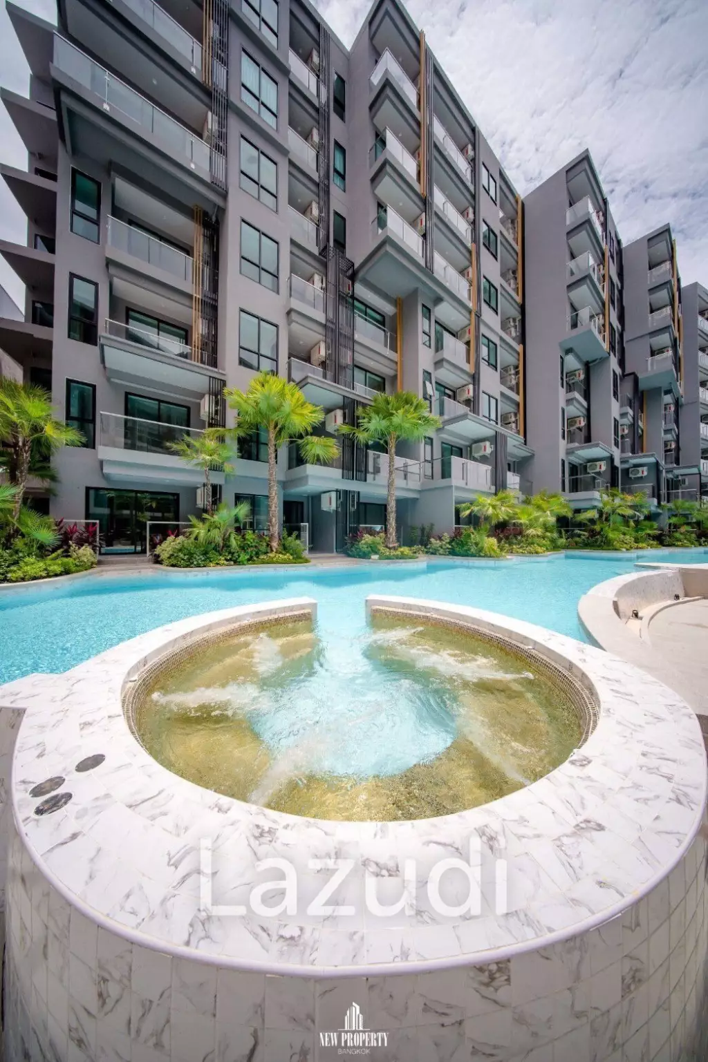 CARAPACE : 1 Bedroom Condo with Seaview