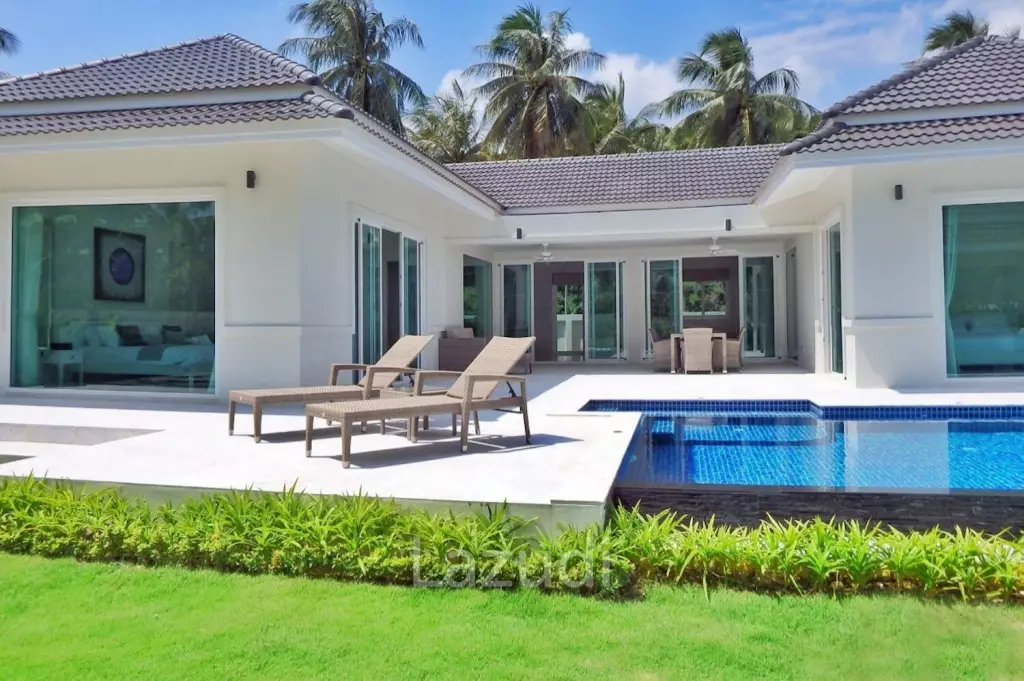 3 Beds 3 Baths 310.30 SQ.M White Beach Villa