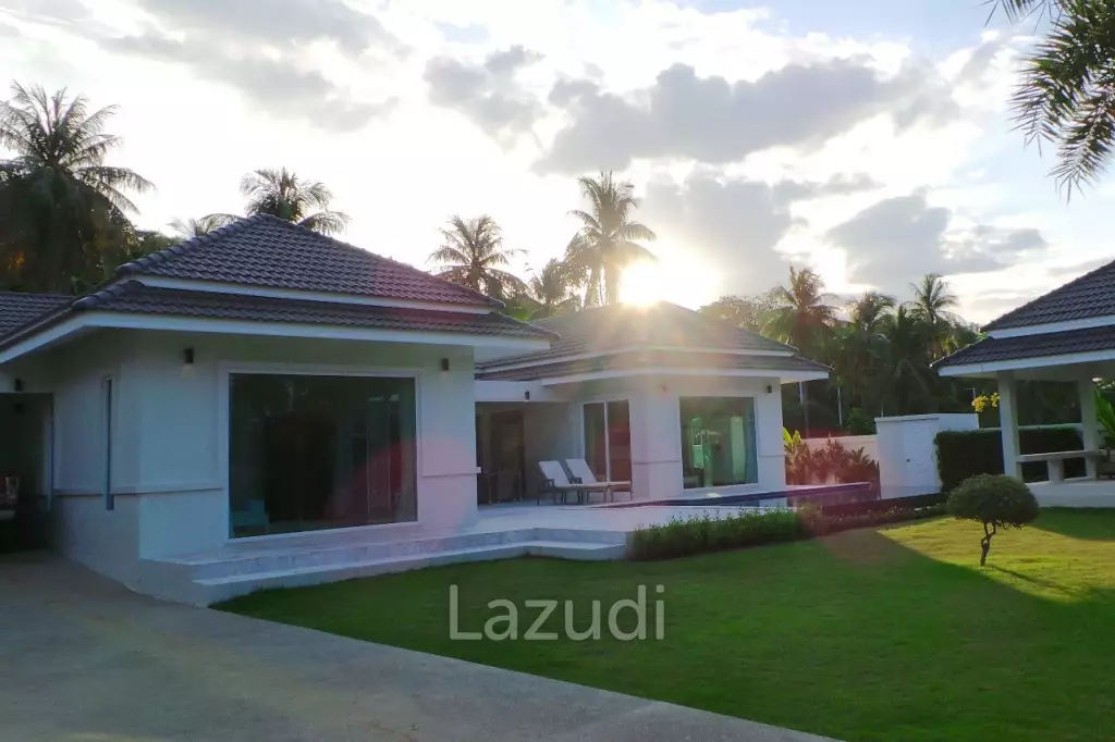 3 Beds 3 Baths 310.30 SQ.M White Beach Villa