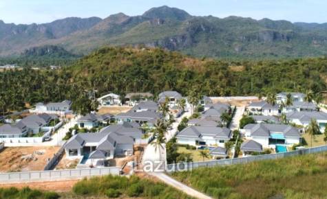 3 Beds 3 Baths 310.30 SQ.M White Beach Villa