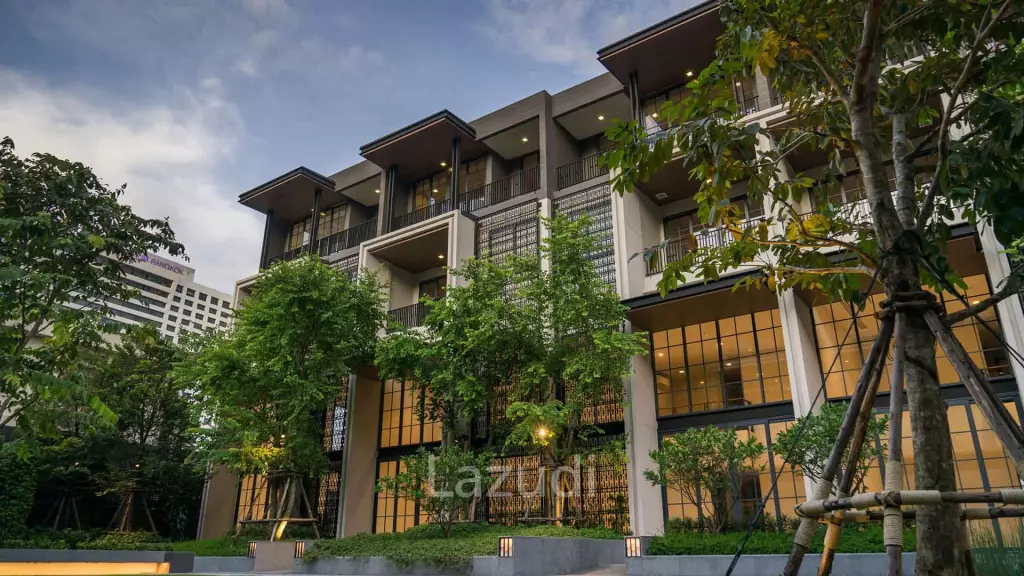 4 Bed 5 Bath 425 SQ.M at Quarter 31