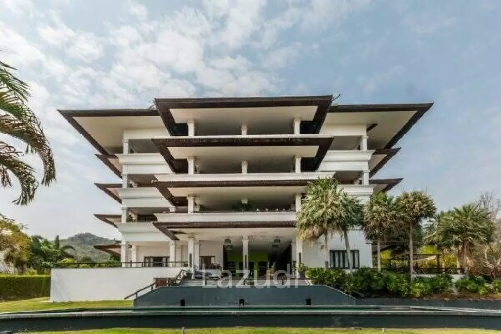 HUNSA RESIDENCE: High Quality Balinese Pool Villa