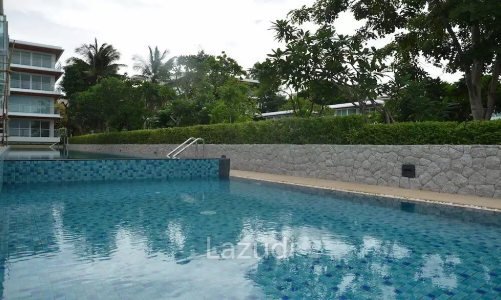Elegant 2 Bed 65 SQM Beachfront Condo