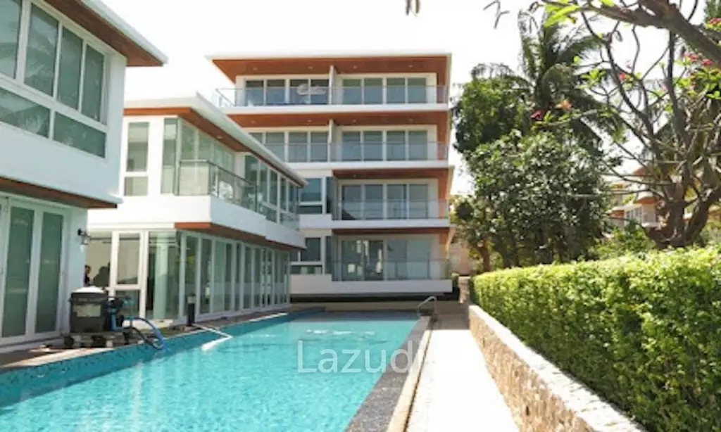 Elegant 2 Bed 65 SQM Beachfront Condo