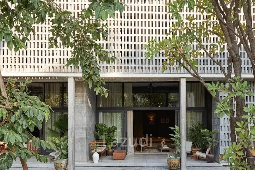 Penthouse 3 Bed 453.28 SQ.M WINDSHELL Naradhiwas