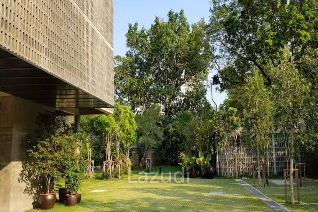 Penthouse 3 Bed 453.28 SQ.M WINDSHELL Naradhiwas