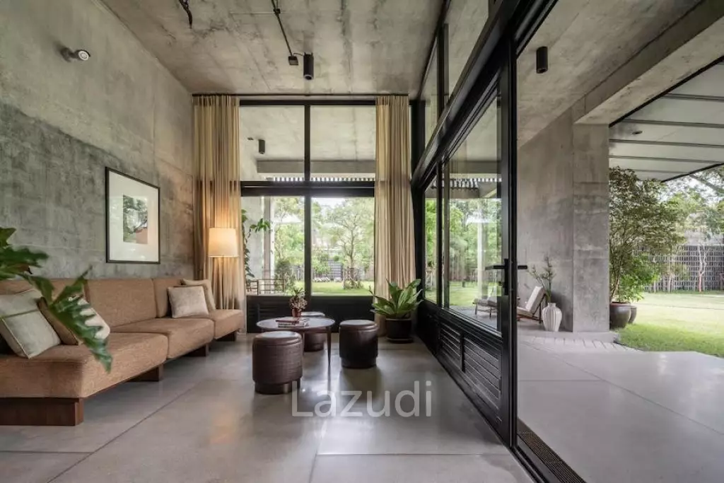 Penthouse 3 Bed 453.28 SQ.M WINDSHELL Naradhiwas