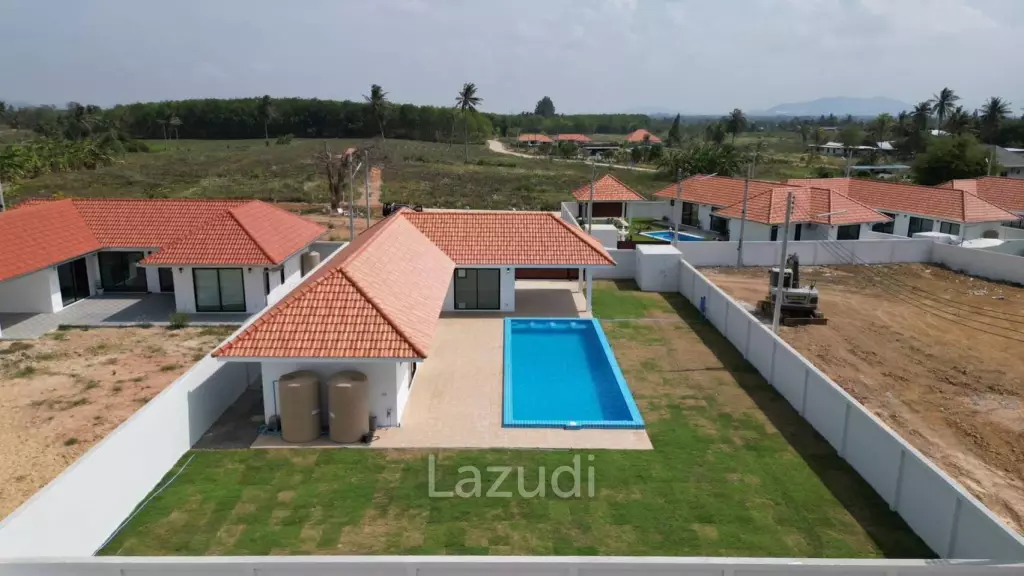 Modern 3-Bedroom Villa with Pool in Khemanatra Villa Hua Hin