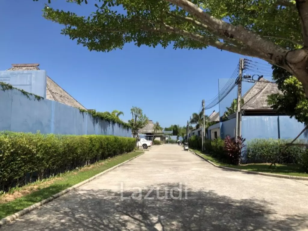 Japanese inspired 3-Bedroom Pool Villa in Soi Pasak, Thalang