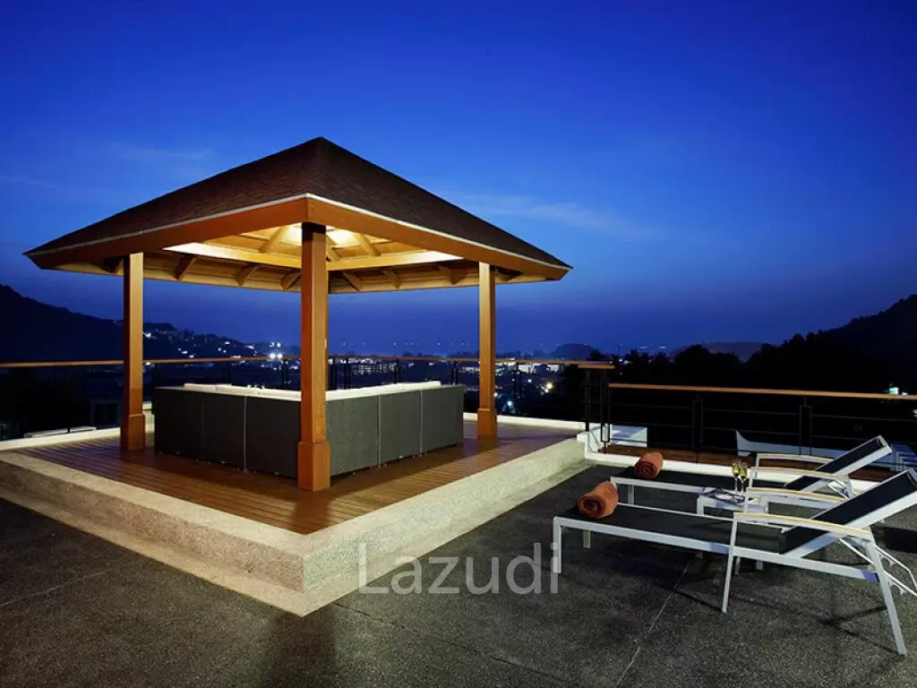 Seaview 5-bedroom Pool Villa near Kata Beach