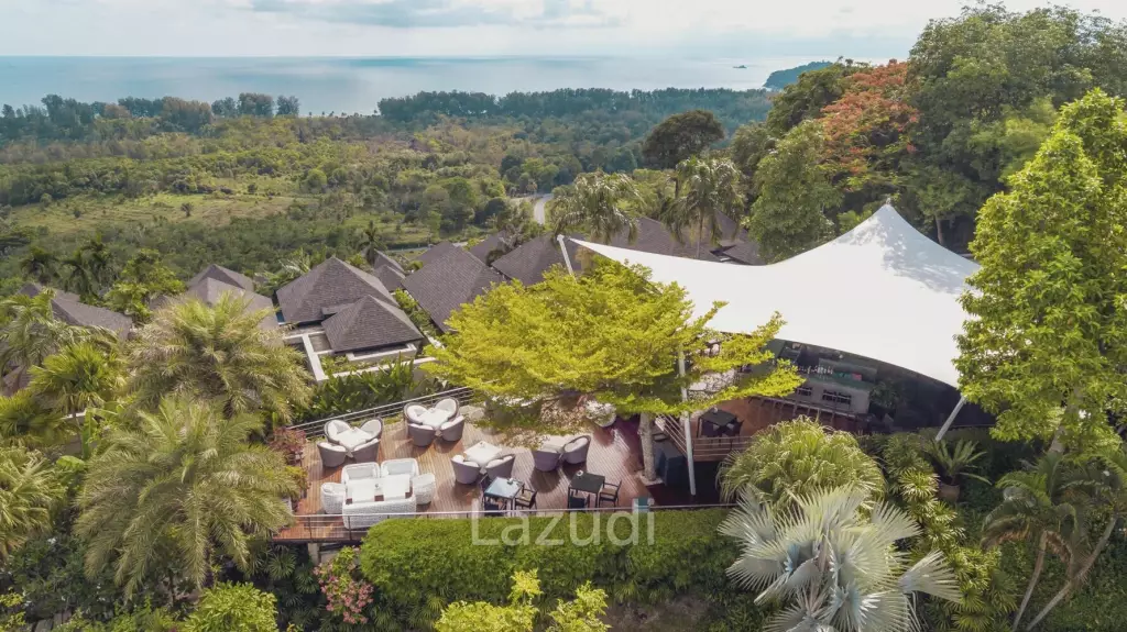 2 Bed Luxury Duplex Penthouse with Private Pool