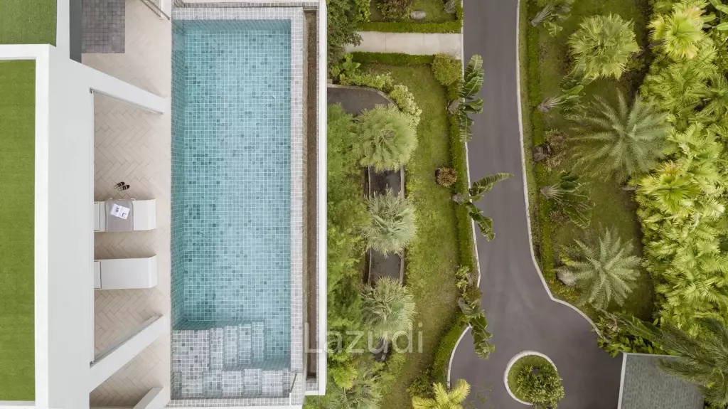 2 Bed Luxury Duplex Penthouse with Private Pool
