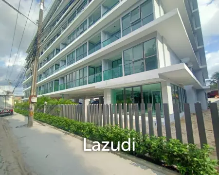 The Breeze Beach Side Bangsaray