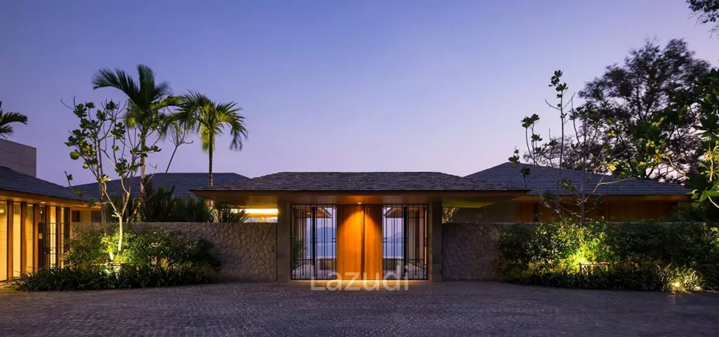 Exclusive 4- 8 bedroom sea view villa