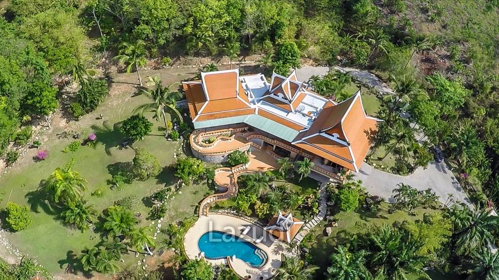 Magnificent 7 Bedroom Villa with Mountain Views