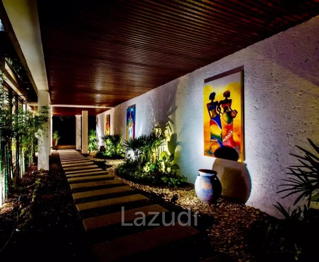Luxury 5-Bedroom Pool Villa with Stunning Panoramic Views over Surin Beach