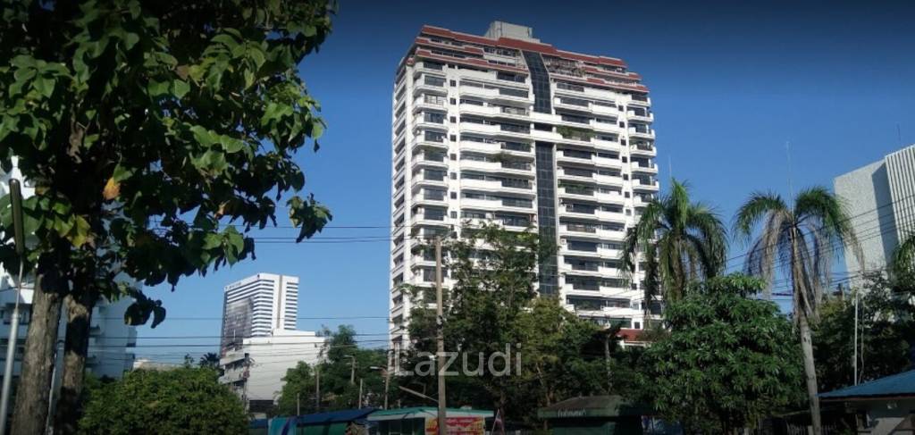4 Bed 4 Bath 277 SQ.M Baan Sathorn Condominium
