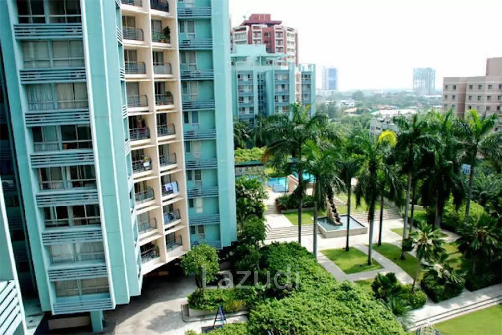 3 Bedroom 2 Bathroom 104 Sq.m Bangkok Garden